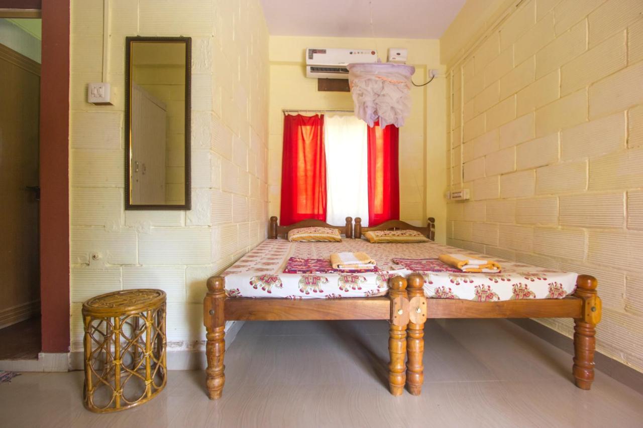 Hari Om Hotel Gokarna  Kültér fotó